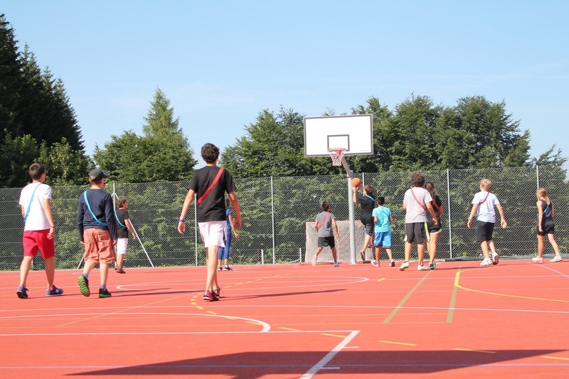 Village Camps International Summer Camp Leysin, Switzerland 2025-08-09 https://www.villagecamps.com/journals_admin/images/694-23-sports (47).jpg